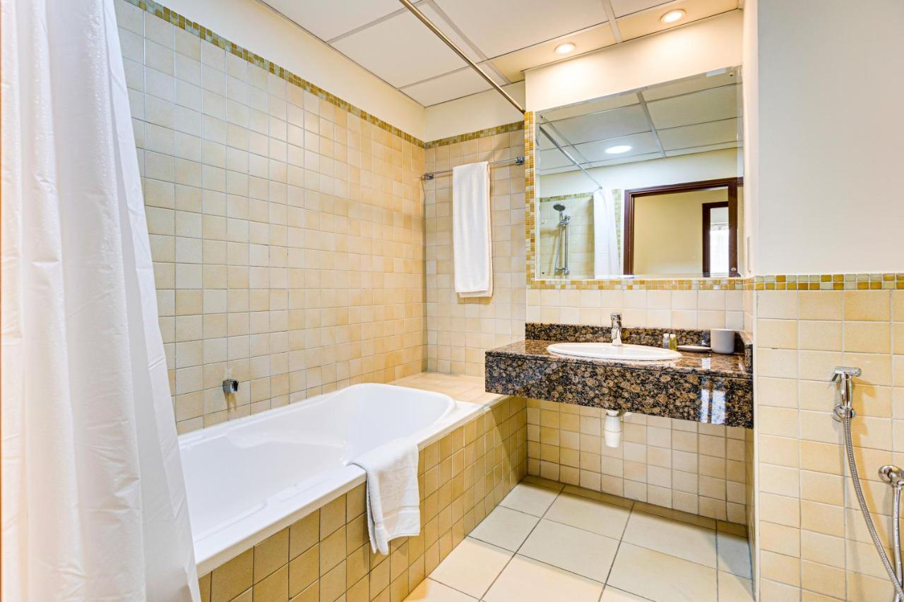 Wonderful Apartment Near The Beach Sadaf Jbr Дубай Екстериор снимка
