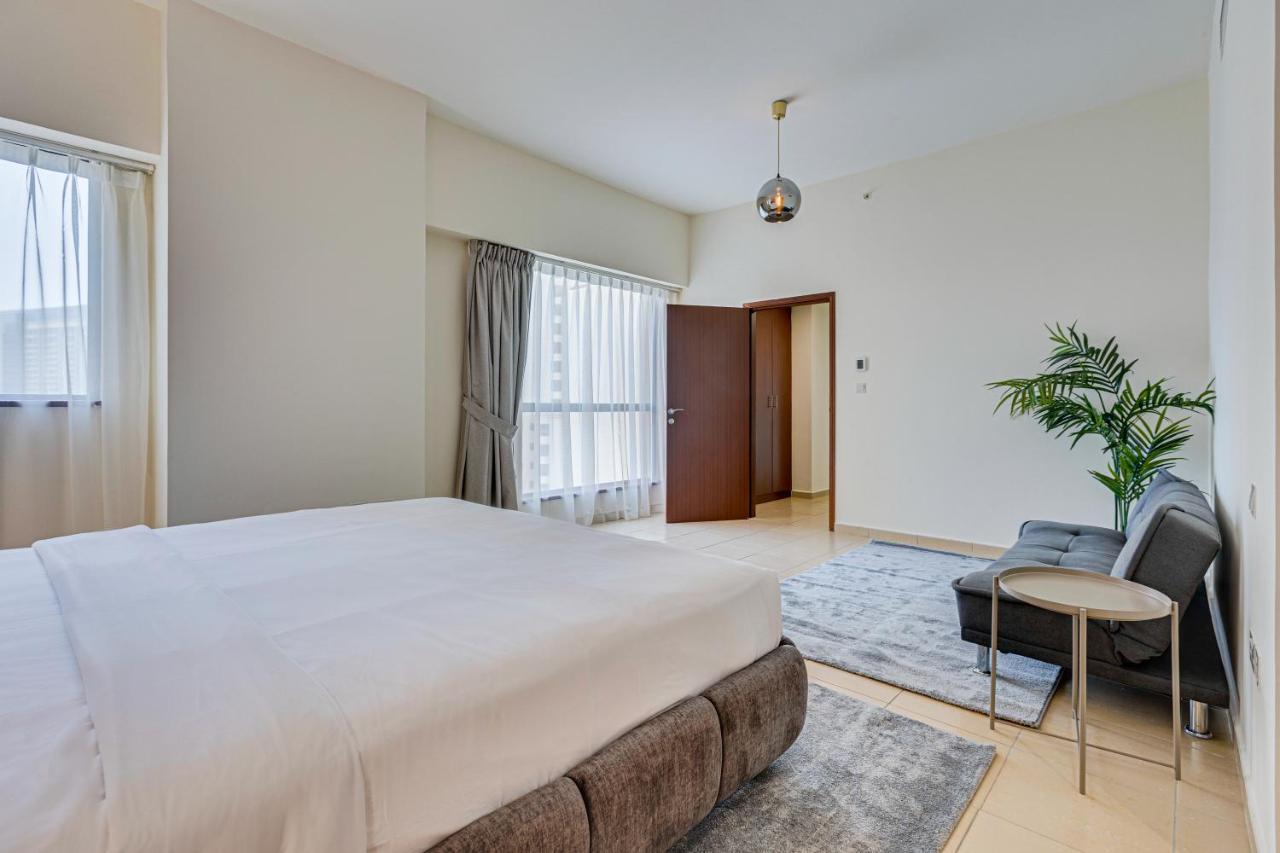 Wonderful Apartment Near The Beach Sadaf Jbr Дубай Екстериор снимка